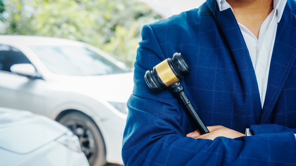 What Happens If Multiple Drivers Are at Fault in an Illinois Car Accident | Michael J. Brennan What Happens If Multiple Drivers Are at Fault in an Illinois Car Accident?